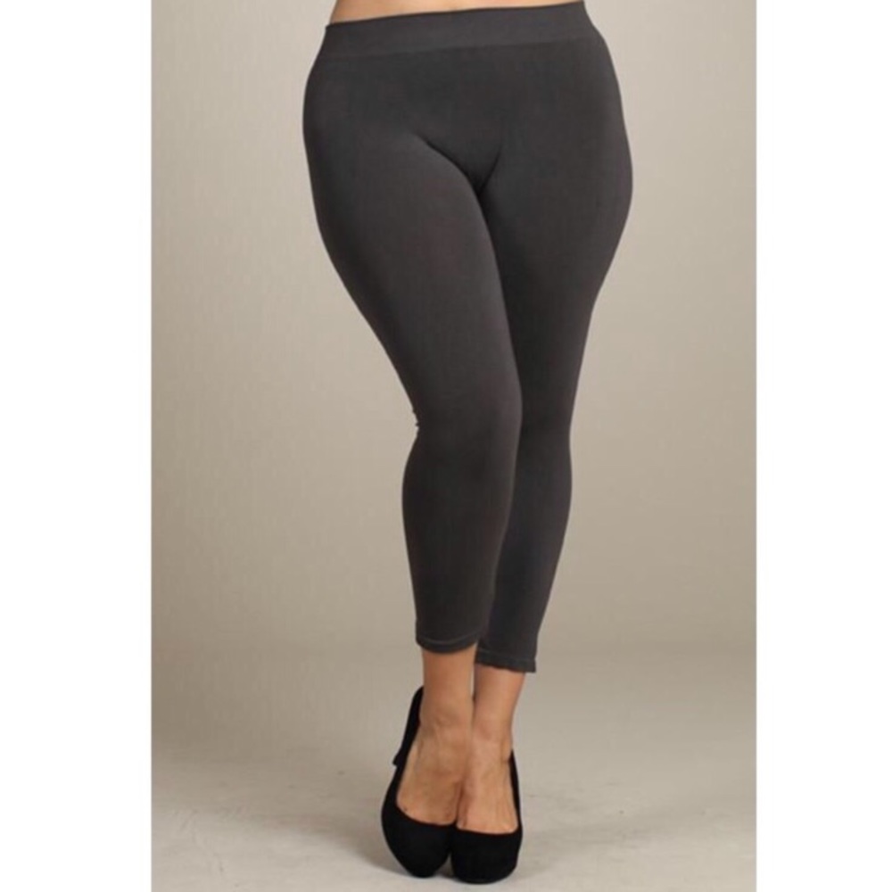NEW SIMPLE GREY FLEECE LINED LEGGINGS